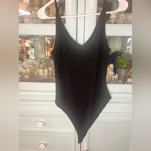 Chic Black Fringe Women's Bodysuit - Picture 2 of 4